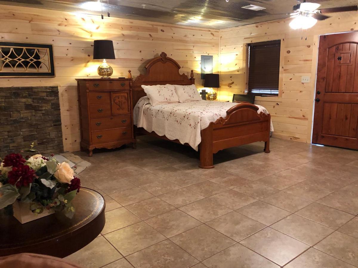 Samantha'S Timber Inn Murfreesboro Exteriör bild